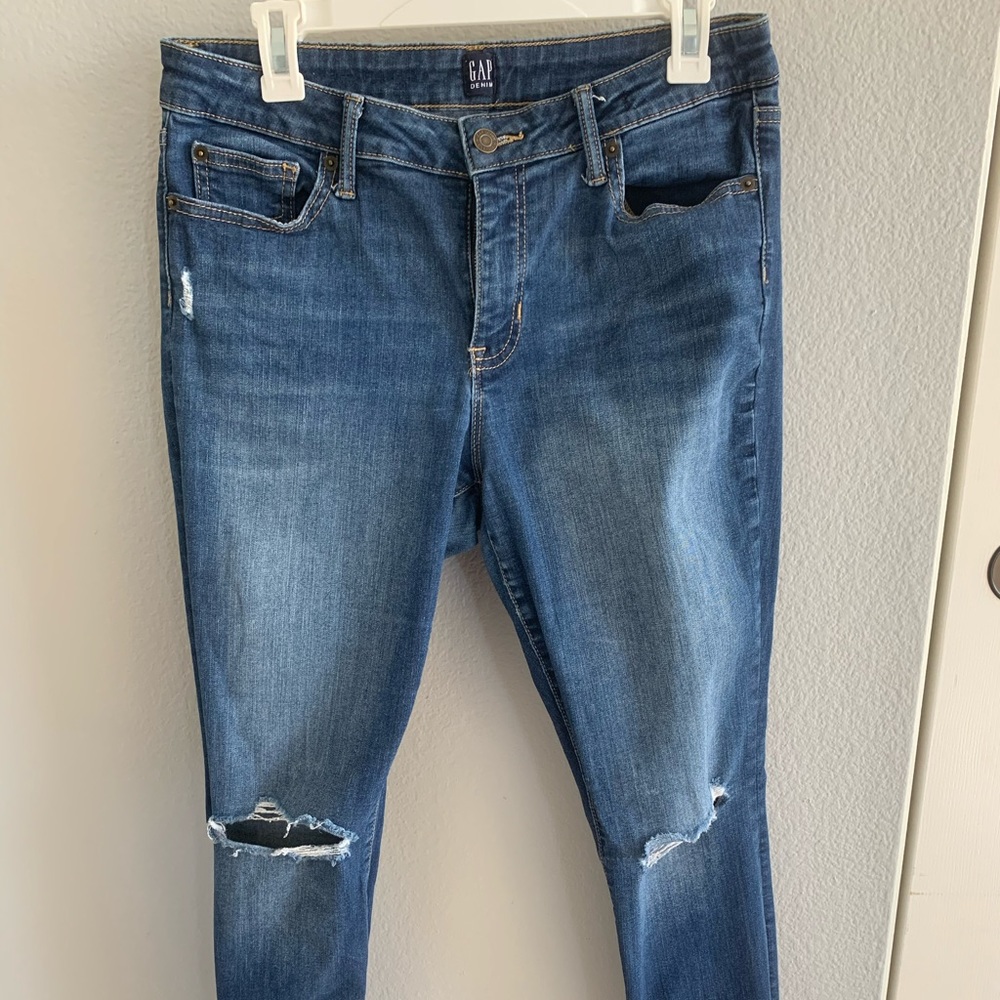 Gap ripped knee jeans